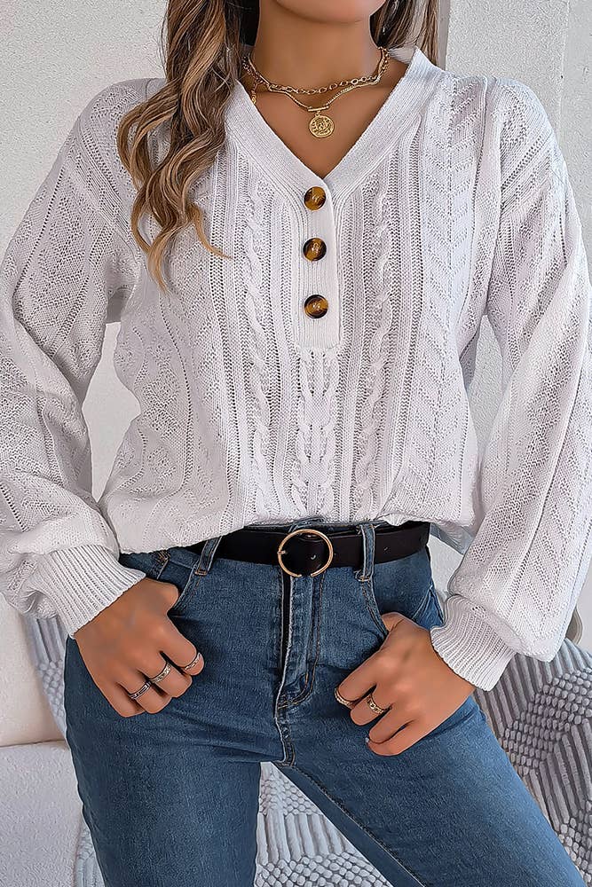 Pull en maille torsadée à col V boutonné