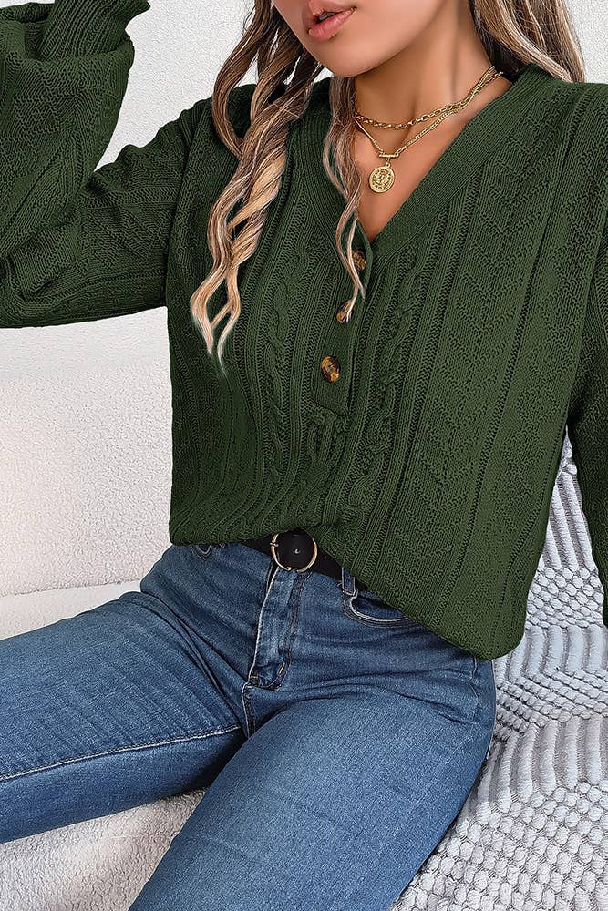 Pull en maille torsadée à col V boutonné